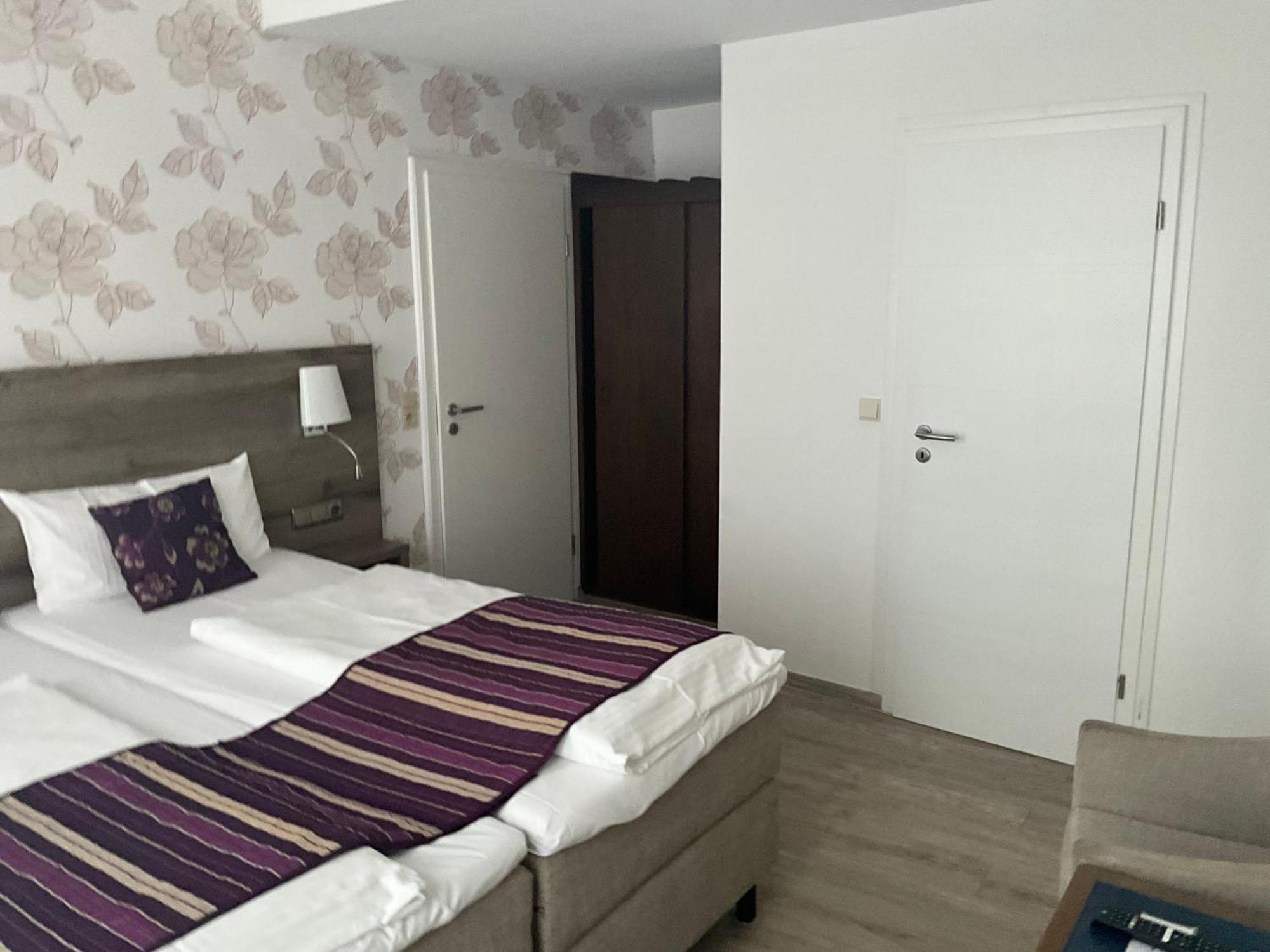 Hotel Rheinischer Hof Bad Breisig Zewnętrze zdjęcie